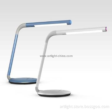 Freely Adjustable Light Angles LED Reading Lamp